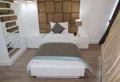 อื่นๆ 5 Elips Royal Hotel & Spa