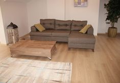 Others 3 Turan Apart