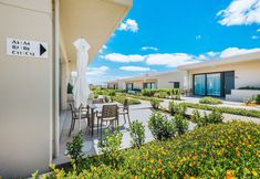 Others 5 Vila Baleira Village