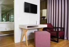 Others 4 SÉ INN Suites