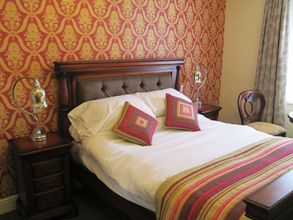 Khác 4 The Green Dragon