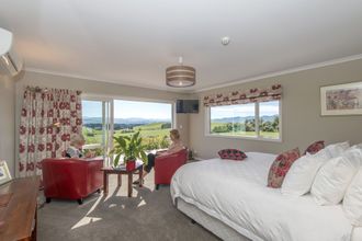 Others 4 Ribbonwood Country House