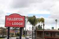 อื่นๆ Fullerton Lodge