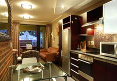 Others 6 Cape eazi stayz Rockwell Apartments