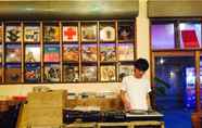 Lainnya 4 The Pax Hostel, Cafe & Records