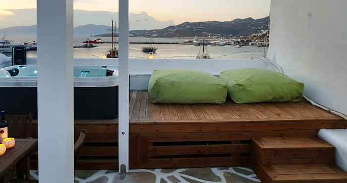 อื่นๆ The Loft Mykonos Town