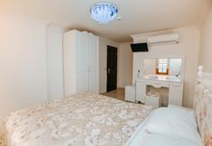 Lainnya 7 Patio Hotel