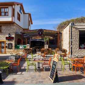 Primary image 1 Goodman Hotel Bistro, Hotel Dolphin Park