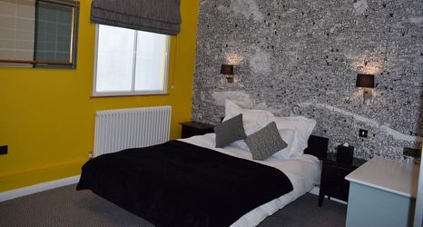 Others 2 The Fitzrovia Belle Hotel