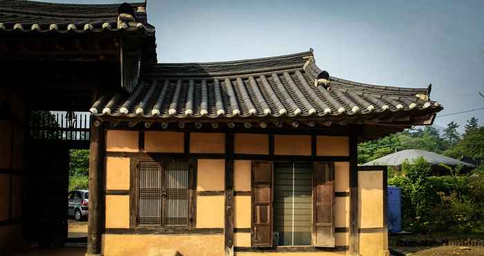 Lainnya Yi Jin-rae's Historic House