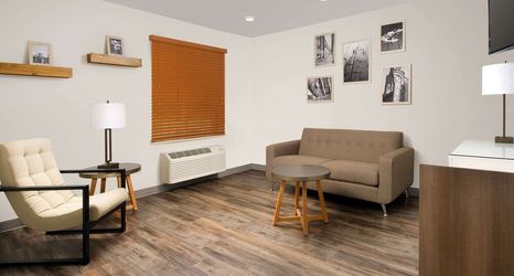 อื่นๆ 2 WoodSpring Suites Chicago Darien