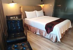 อื่นๆ 5 Open Room Hotel