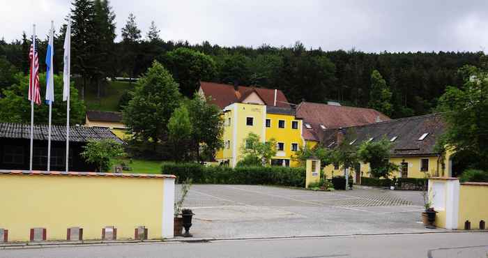 Others Hotel Schlossresidenz Heitzenhofen