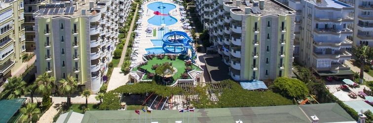 기타 May Garden Club Hotel