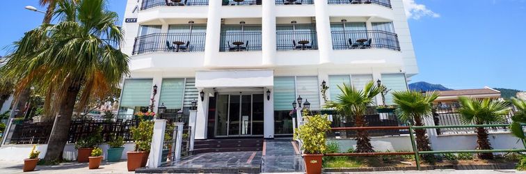 其他 Aurasia SeaSide Hotel