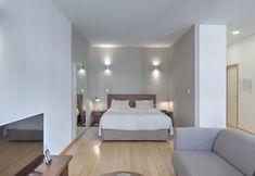 Others 3 Oporto Street Sá de Noronha