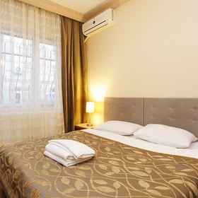 Primary image 1 Mete Apartments, โรงแรม & ที่พัก Full Moon Shoes