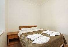 Others 6 Mete Apartments