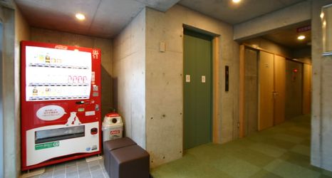 기타 2 Weekly SHO Hotel Namba