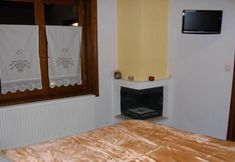 Others 4 Archontiko Kirmili