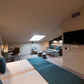 Primary image 1 Atenea Rekord Suites Barcelona, Khách sạn CosmoCaixa