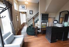 Others 5 The Lyle Hotel