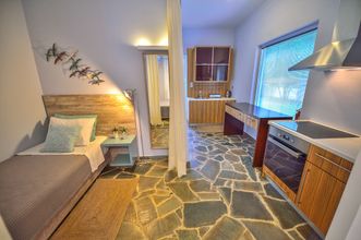 อื่นๆ 4 Peli Hotel