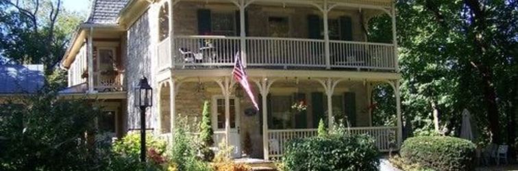 Others Fallen Tree Farm Bed & Breakfast