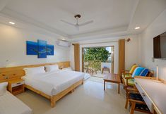 Others 7 Luau Beach Inn