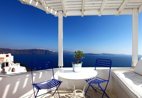 อื่นๆ Menias Cave House