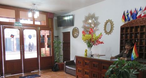 อื่นๆ 2 Dennys House Cusco