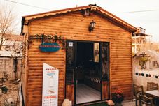 Lainnya Maron Stone House