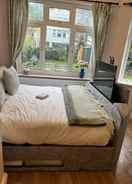 Room Wimbledon Holiday Lets