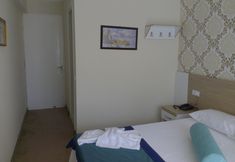 Lain-lain 7 Nicea Hotel