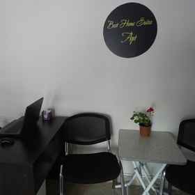 Reception 1 นิซา อพาร์ท สุลต่านอัหมัด, โรงแรม & ที่พัก Full Moon Shoes