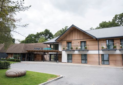 Others Lodge at Solent