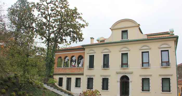 Lainnya Villa Oriani