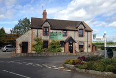 Others Walnut Tree Hotel