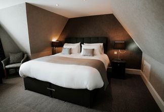 기타 4 New Inn Hotel