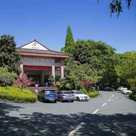 Primary image 1 Emeishan Grand Hotel, Jingyan Xian Hotels