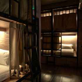 Dream Lodge 1 Dream Lodge, Hotel Bugis Cube