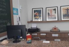 其他 6 Center 1 Hotel