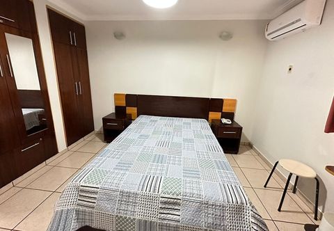 其他 DI ROMA FIORI VIA CALDAS