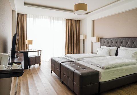 อื่นๆ Homaris West Side