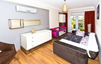 其他 4 Paradise Town Villa Premium