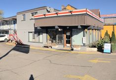 Others 4 Advance Inn