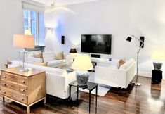 Others 3 MONDRIAN Luxury Suites & Apartments Old Town Market Square