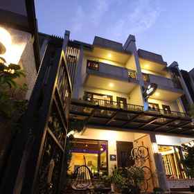 Primary image 1 Round the Lake B&B, 완롱 호텔