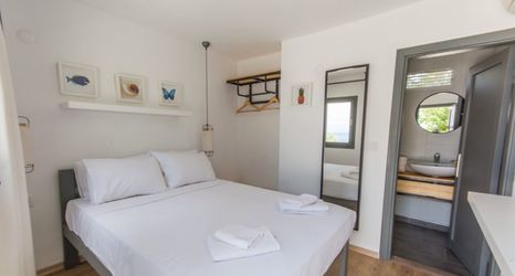 Others 2 Daphnis Hotel