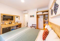 Others 6 Kefi Beach and Suites